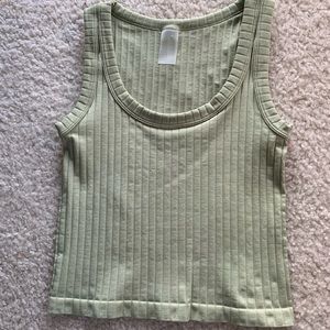 Dynamic Ribbed Tank Top